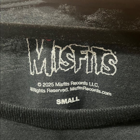 Misfits Graphic T-Shirt - Picture 2 of 3